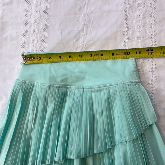 Ivivva size 7 skirt, in excellent condition - Picture 7 of 8